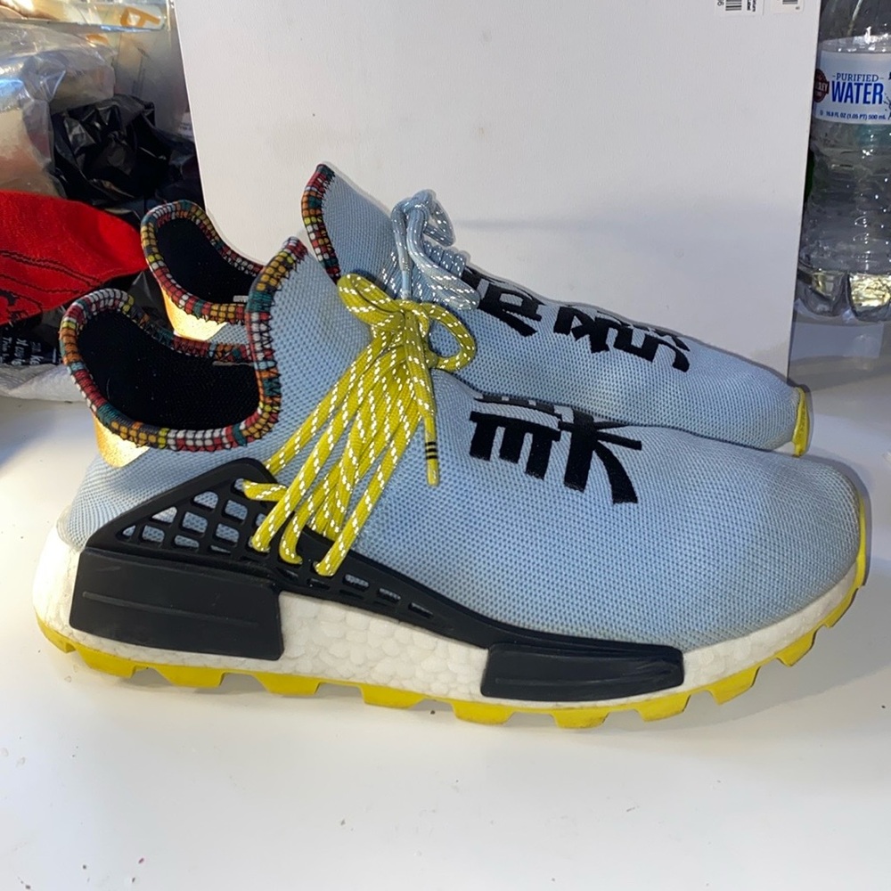 ADIDAS NMD HU PHARRELL INSPIRATION PACK CLEAR SKY